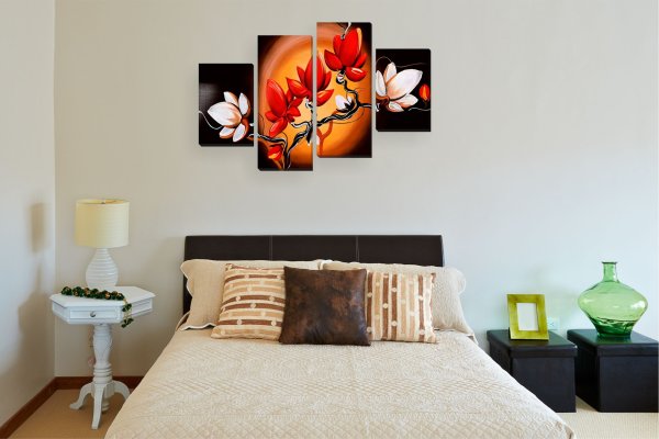 Картина в спальню