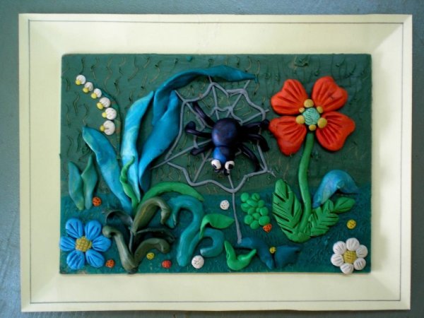 Композиции из жгутиков из пластилина