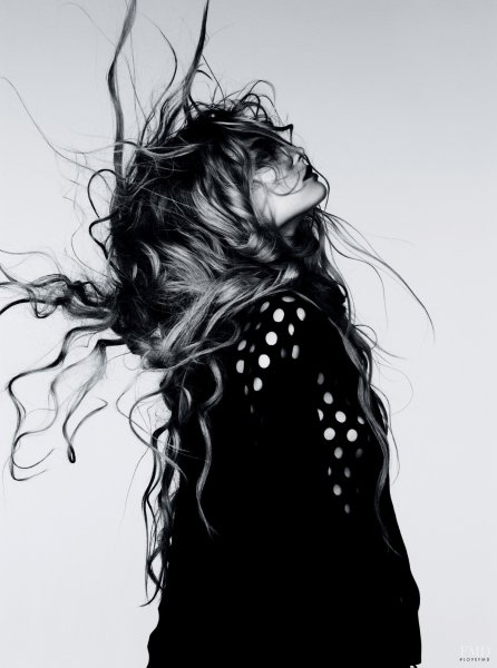 Черно белые картинки девушек