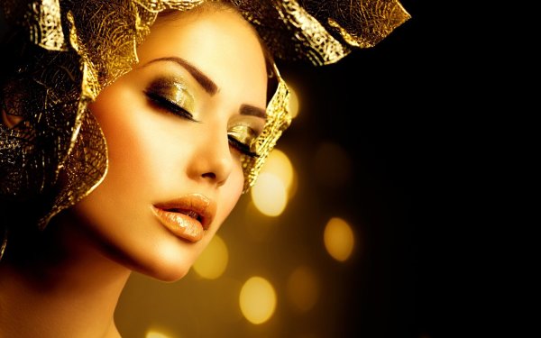 Изящная женщина