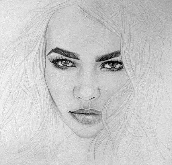 Девушка карандашом