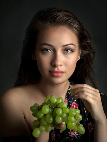 Фотосессия с виноградом