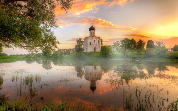 Купола церквей в живописи