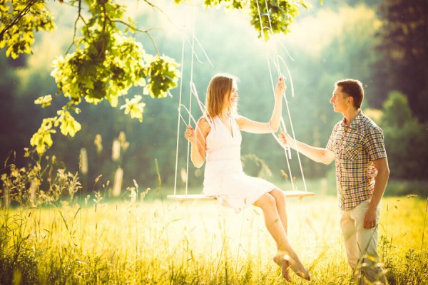 Влюбленные на природе