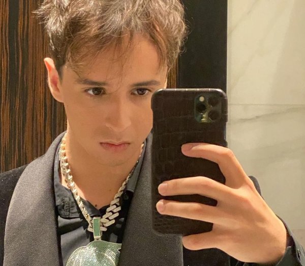 Слава Марлоу 2020