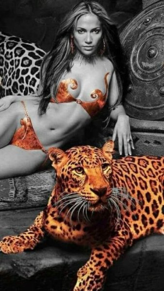 Девушка и леопард