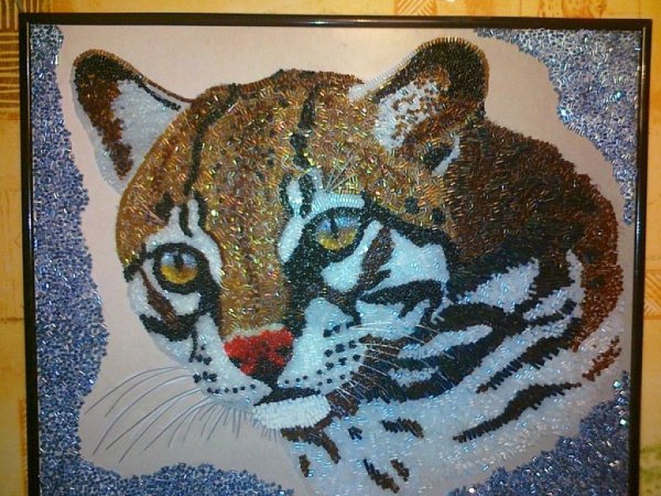 Панно из бисера на клею