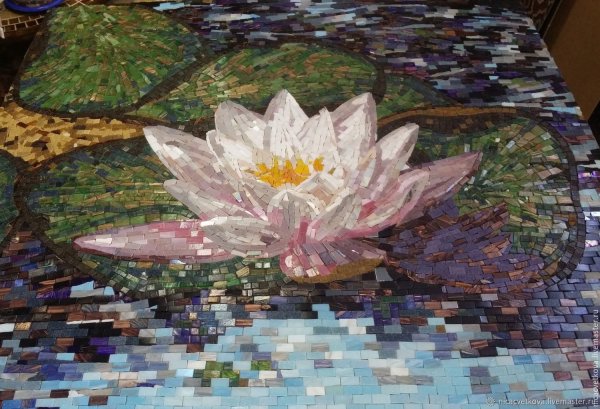 Панно из мозаики