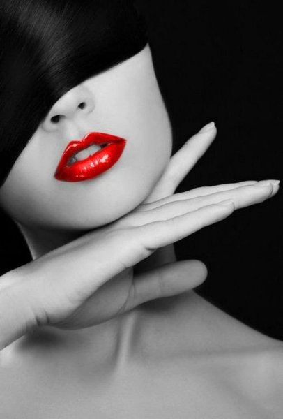 Женские губы