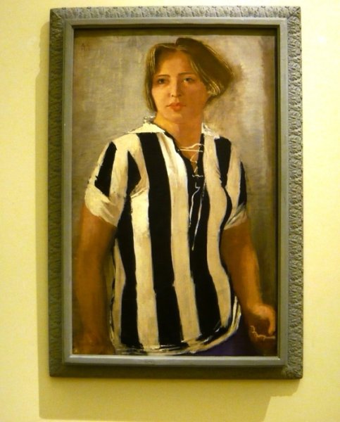 Александр Николаевич Самохвалов девушка в футболке