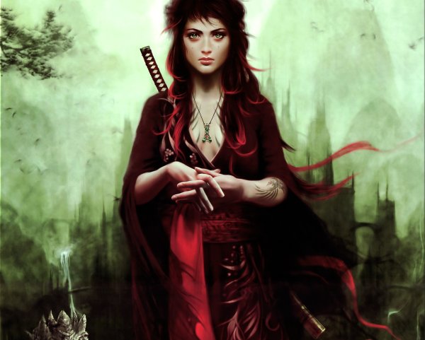 Красивая девушка воин