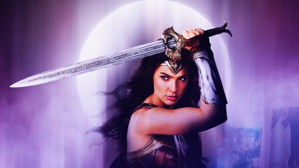 Чудо женщина Диана воительница