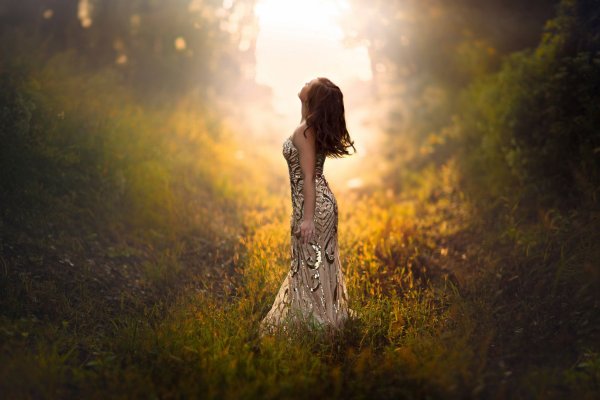 Т/И девушка