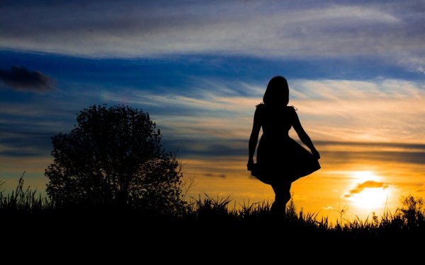 Тень девушки