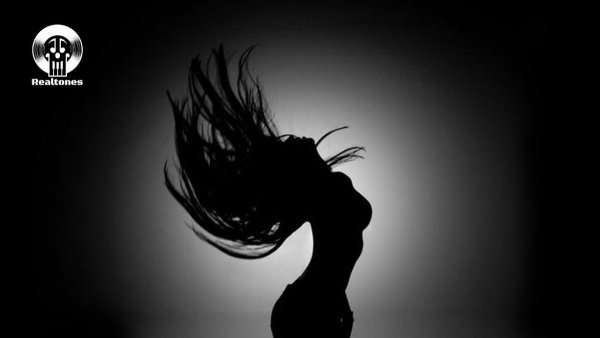 Красивая тень девушки