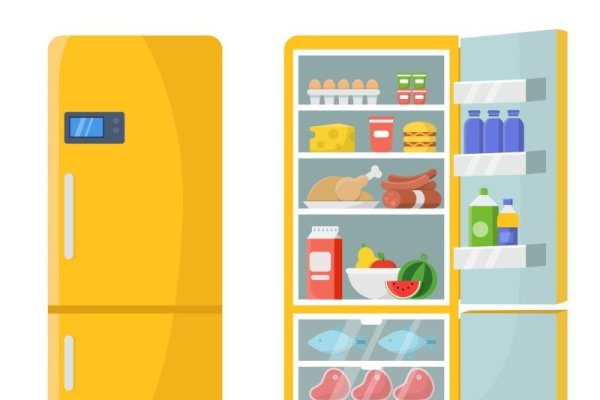 Холодильник с продуктами для детей