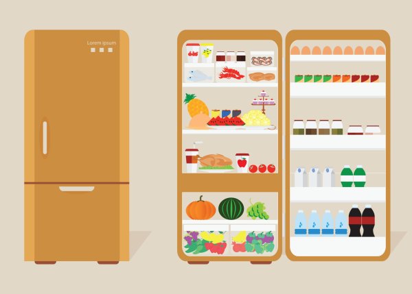 Холодильник с продуктами для детей