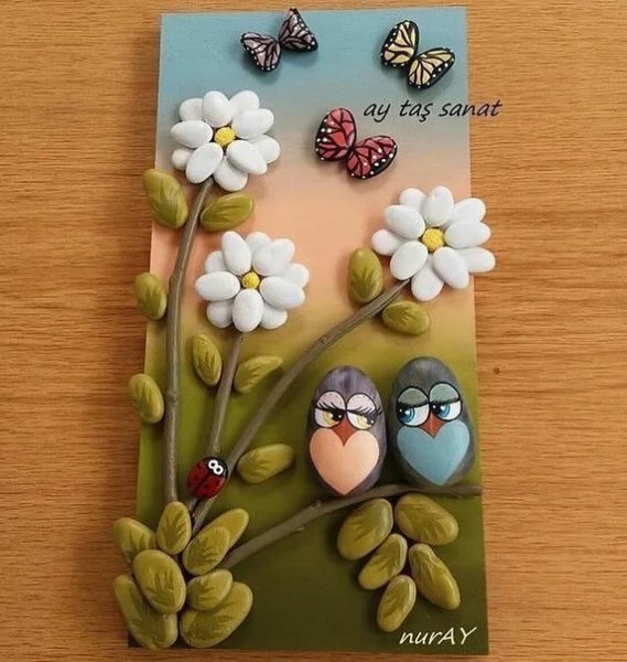 Аппликация из камушек