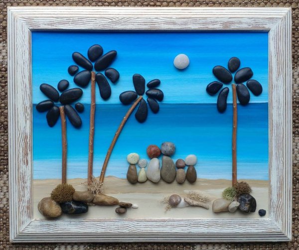 Аппликация из камушек