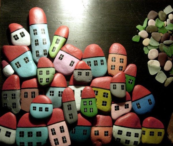 Домики из морских камушек