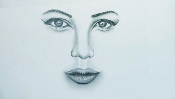 Рисунок женщины карандашом