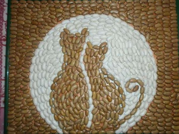 Панно из крупы и макарон