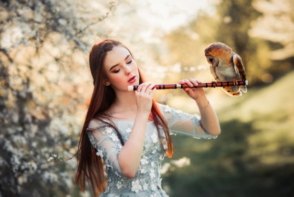 Девушка с флейтой