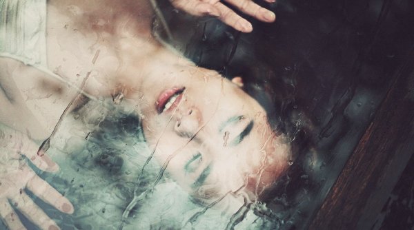 Фотосессия под стеклом