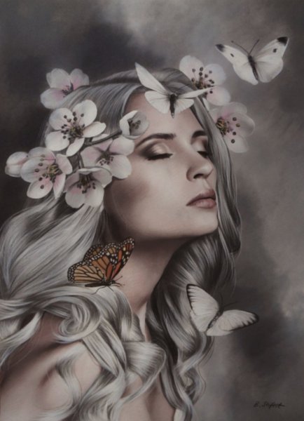 Женщина бабочка