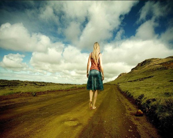 Босиком в сарафане