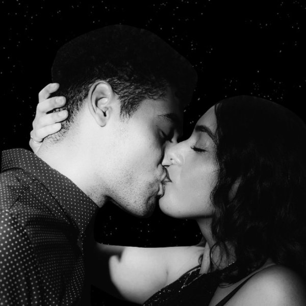 Нежный поцелуй