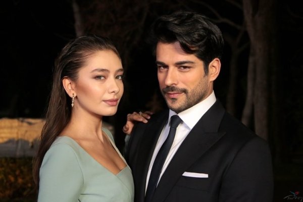 Учительница Хаят турецкий сериал