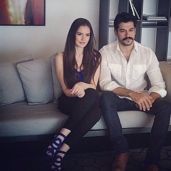 Саваш дочери Гюнеш