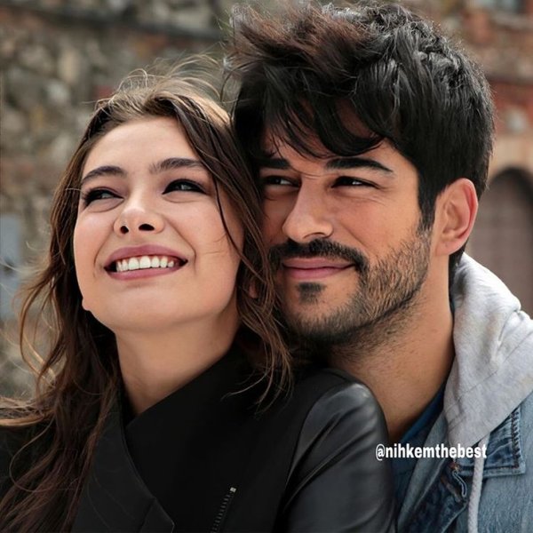 Бурак Озчивит Нихан и Фахрие Эвджен