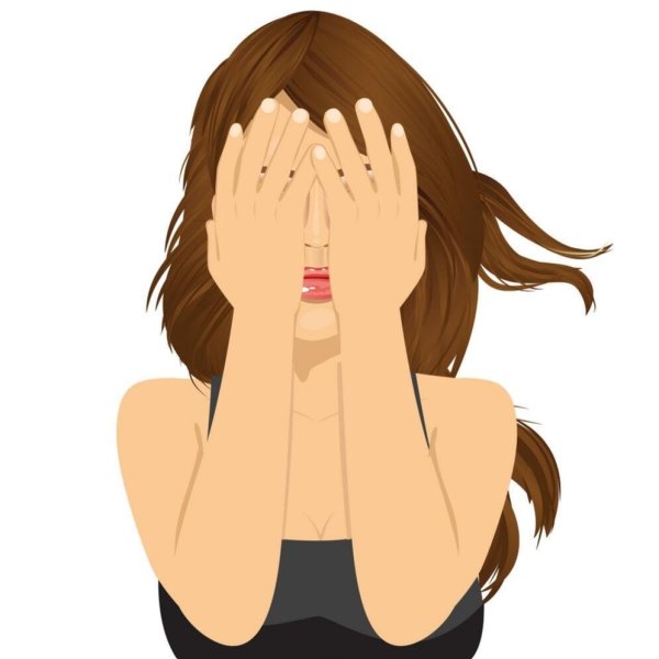 Девушка закрывающая глаза ладонями