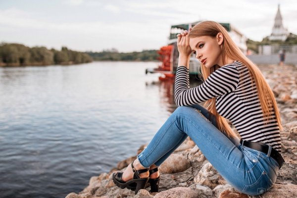 Рисунки для срисовки девушки в стиле