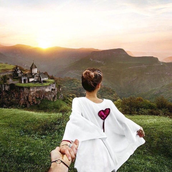 Грузинский художник Зураб Мартиашвили