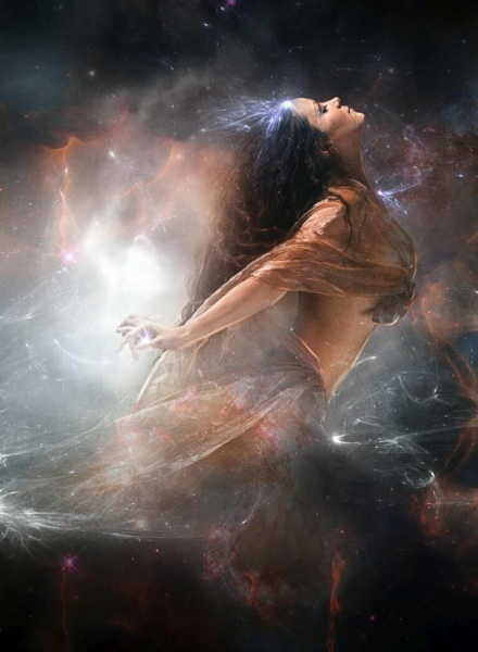 Женщина Вселенная