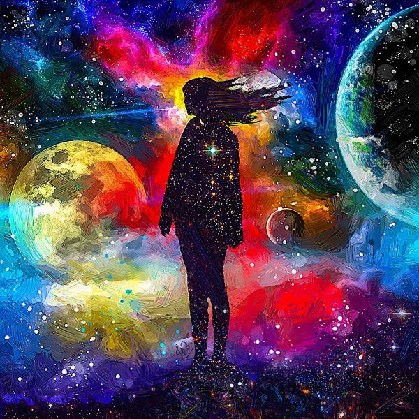 Космическая девушка