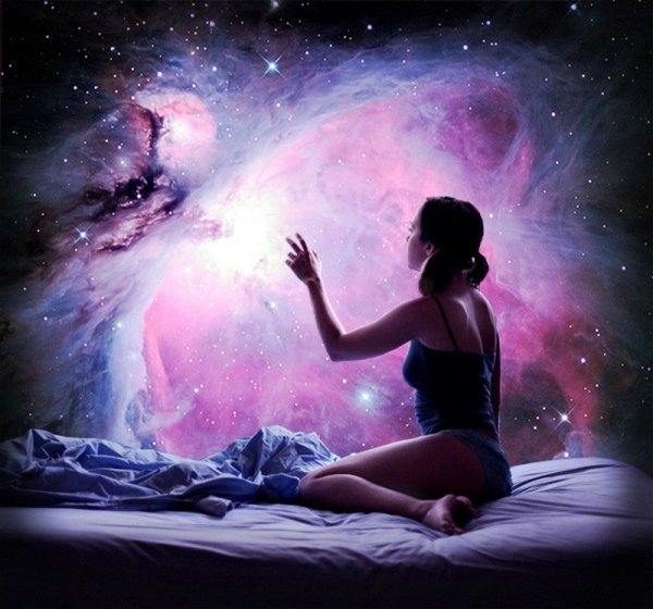 Женщина космос