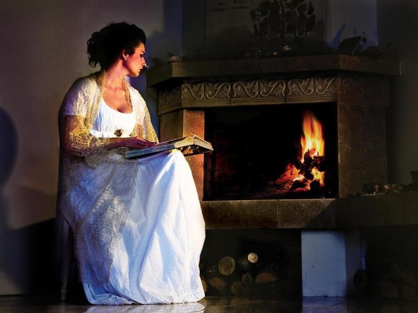 Женщина хранительница очага