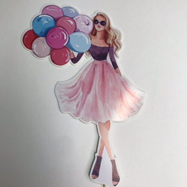 Девушка с тортом рисунок