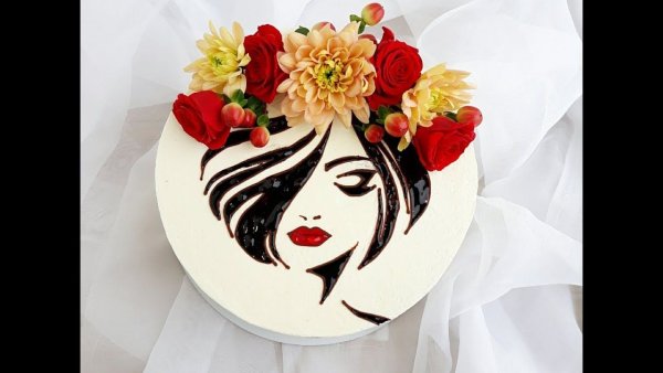 Торт для девушки с цветами