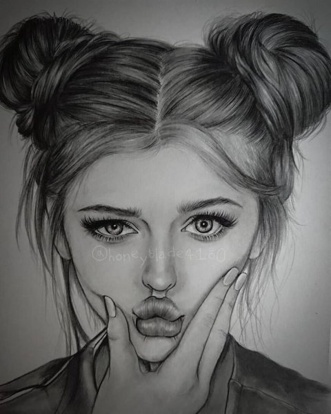 Рисунок девушки карандашом