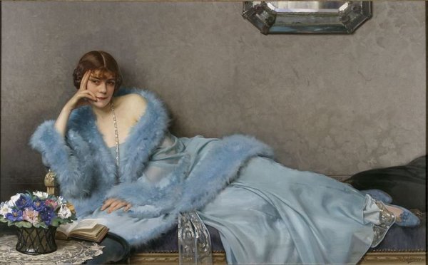 Девочка в тулупе