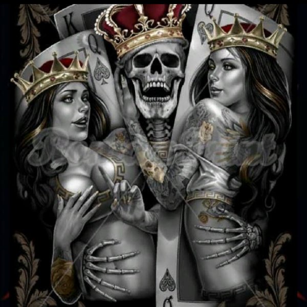 Скелет и две дамы