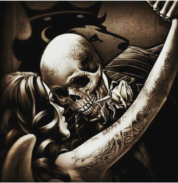 Полу человек полу скелет