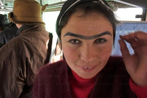 Узбекские брови