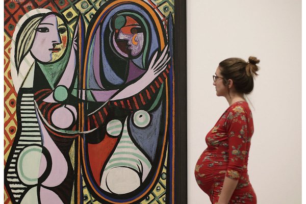 Пикассо девушка перед зеркалом 1932