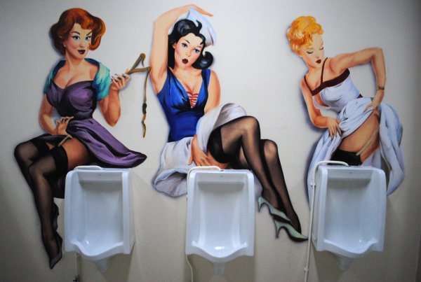 Художник Gil Elvgren + сауна